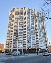 3930 N Pine Grove Avenue 1409, Chicago, IL 60613