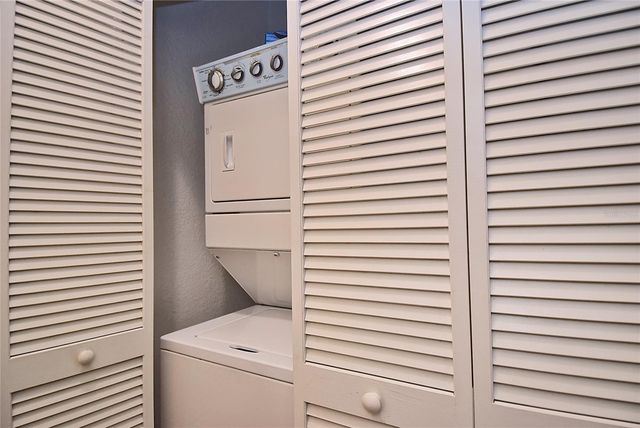 1000 GARDENS EDGE DRIVE 1023, Venice, FL 34285