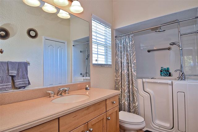 1000 GARDENS EDGE DRIVE 1023, Venice, FL 34285