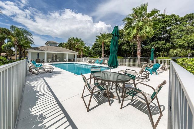 1000 GARDENS EDGE DRIVE 1023, Venice, FL 34285