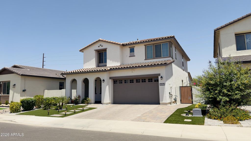 5525 S RED ROCK Street, Gilbert, AZ 85298 — photo 2