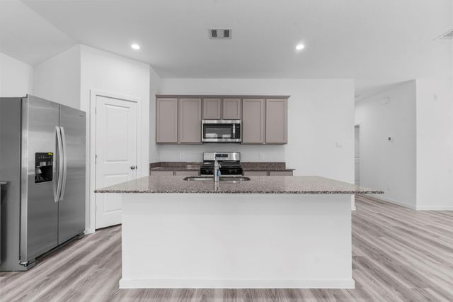 1030 Garnet Rain Drive, Beasley, TX 77417
