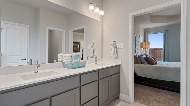 6851 BRAHMAN Drive, Arlington, TX 76001