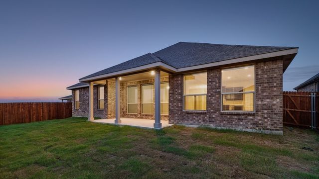 6851 BRAHMAN Drive, Arlington, TX 76001