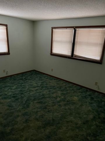 742 Lakeview Drive, Harrison, MI 48625