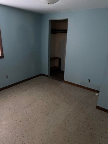 742 Lakeview Drive, Harrison, MI 48625