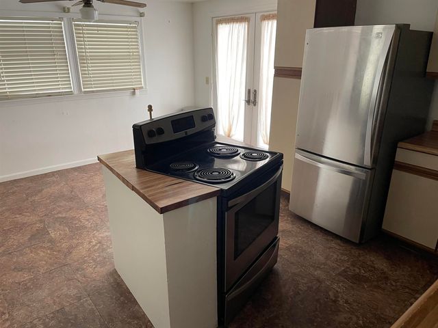 742 Lakeview Drive, Harrison, MI 48625