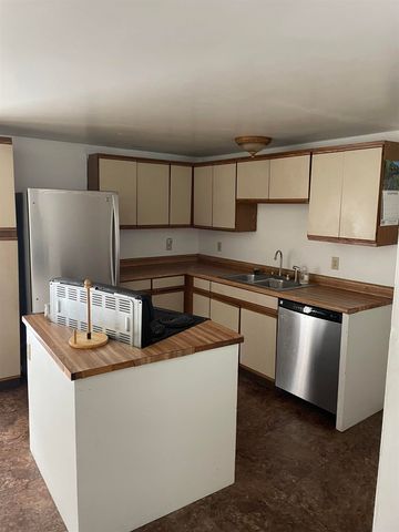 742 Lakeview Drive, Harrison, MI 48625