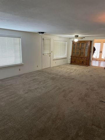 742 Lakeview Drive, Harrison, MI 48625