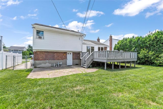 3951 Bernice Road, Seaford, NY 11783
