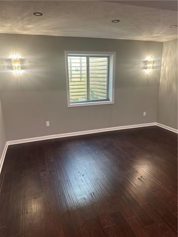 2932 E Pinnacle Dr, South Fayette, PA 15057