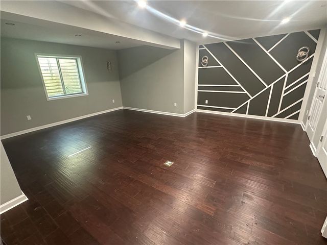 2932 E Pinnacle Dr, South Fayette, PA 15057