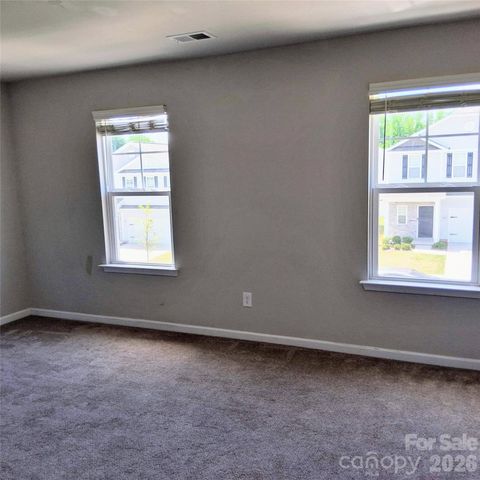 4213 Stoneygreen Lane, Charlotte, NC 28215