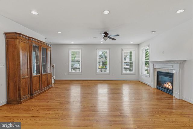 1007 GALESVILLE RD, Galesville, MD 20765