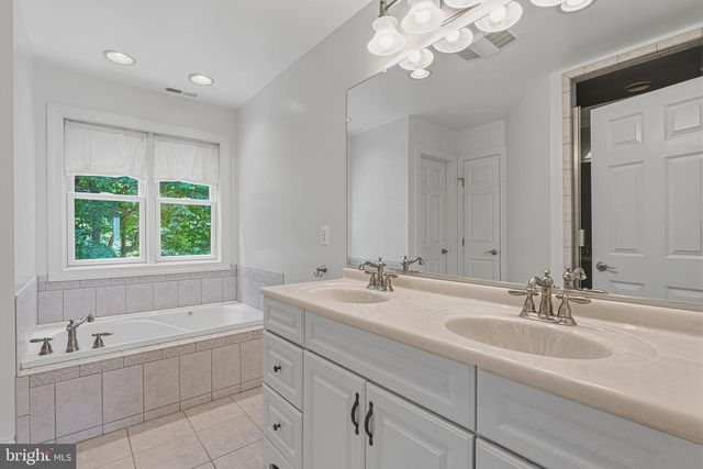 1007 GALESVILLE RD, Galesville, MD 20765