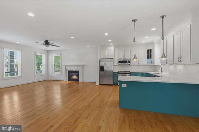 1007 GALESVILLE RD, Galesville, MD 20765