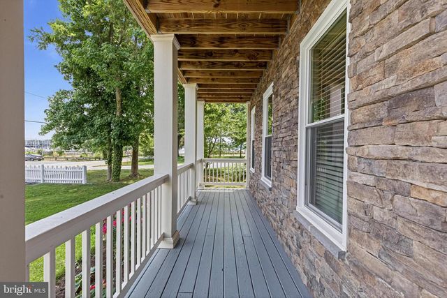 1007 GALESVILLE RD, Galesville, MD 20765
