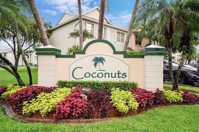 29 Simonton Cir 29, Weston, FL 33326