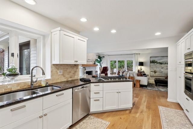 7059 Coburn Lane, Johnston, IA 50131