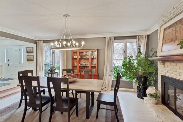 7059 Coburn Lane, Johnston, IA 50131