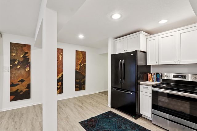 7059 Coburn Lane, Johnston, IA 50131