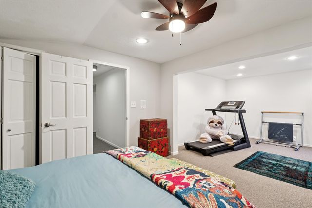 7059 Coburn Lane, Johnston, IA 50131