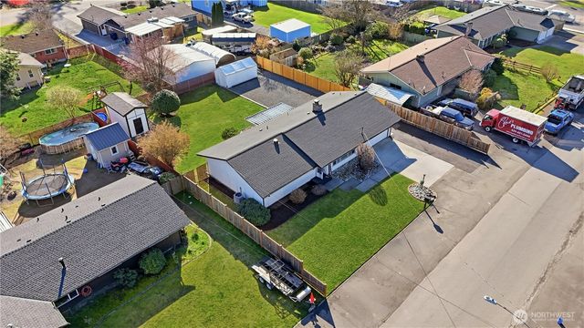 4318 106th Place NE, Marysville, WA 98271