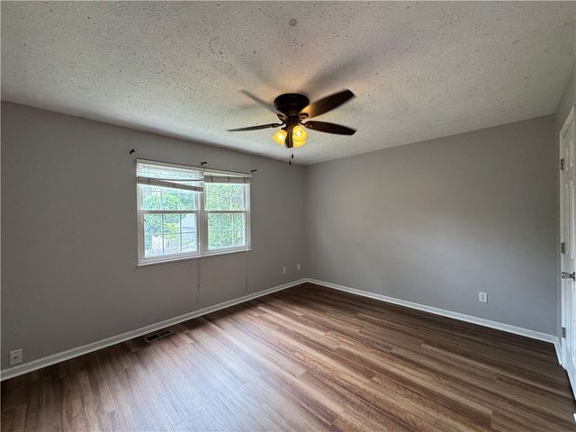 1014 Millerton Drive, Centerville, OH 45459