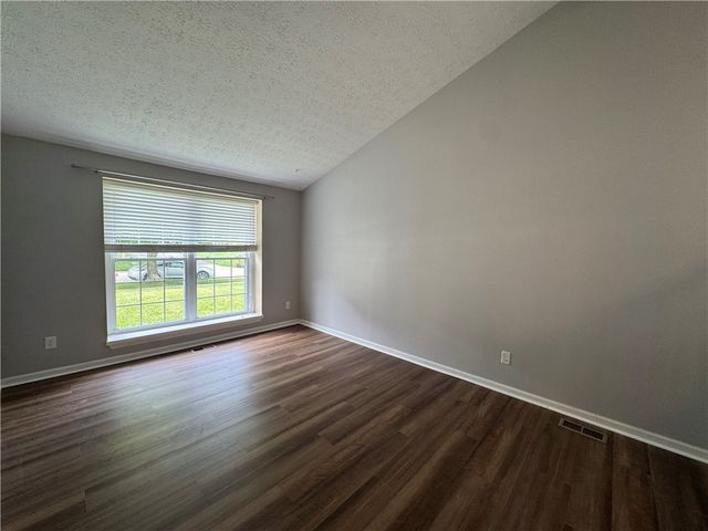 1014 Millerton Drive, Centerville, OH 45459