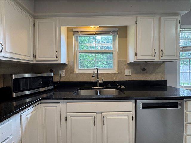 1014 Millerton Drive, Centerville, OH 45459