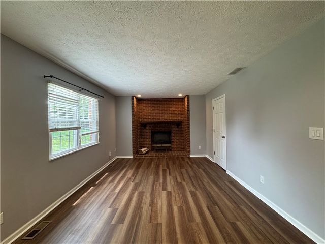1014 Millerton Drive, Centerville, OH 45459