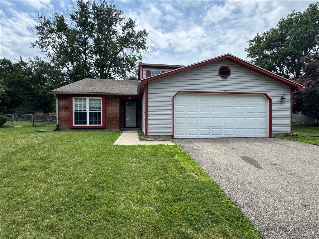 1014 Millerton Drive, Centerville, OH 45459