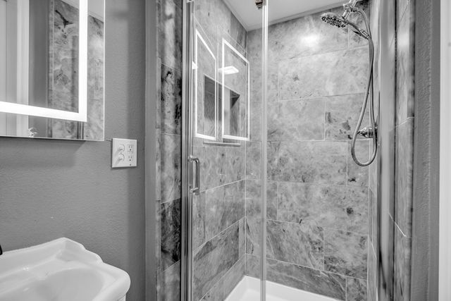 813 W 18th St, Big Spring, TX 79720