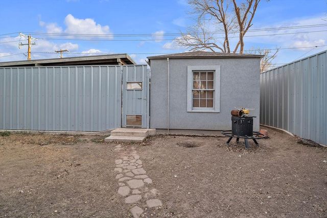 813 W 18th St, Big Spring, TX 79720