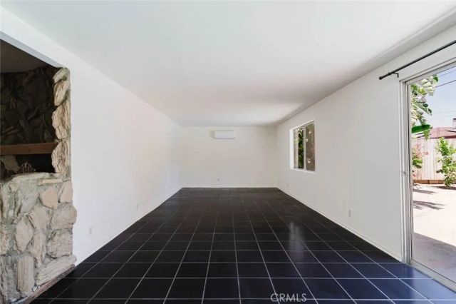 7114 Cantaloupe Avenue, Van Nuys, CA 91405