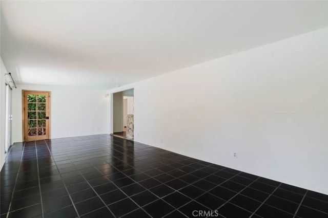 7114 Cantaloupe Avenue, Van Nuys, CA 91405
