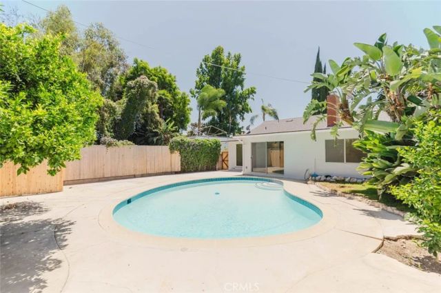 7114 Cantaloupe Avenue, Van Nuys, CA 91405