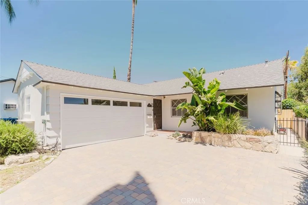 7114 Cantaloupe Avenue, Van Nuys, CA 91405