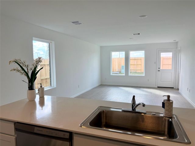 6115 Sunburst Scarlet Street, Katy, TX 77493