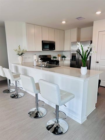 6115 Sunburst Scarlet Street, Katy, TX 77493