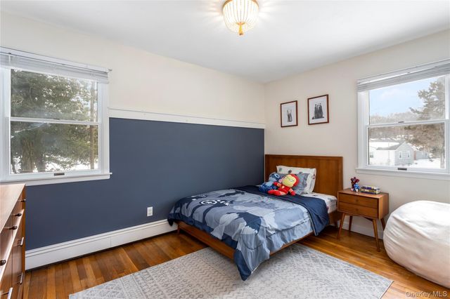 17 Meroke Lane, Rocky Point, NY 11778