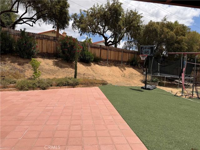 10950 Shady Glade, Moreno Valley, CA 92557