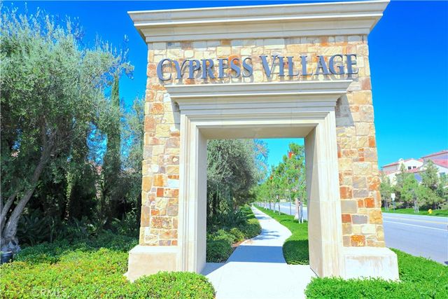 105 Holly Spgs, Irvine, CA 92618
