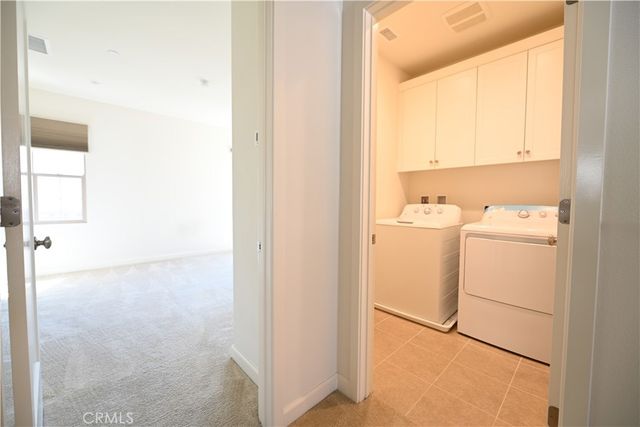 105 Holly Spgs, Irvine, CA 92618