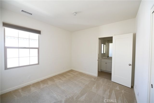 105 Holly Spgs, Irvine, CA 92618