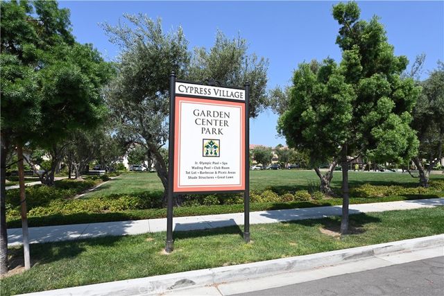 105 Holly Spgs, Irvine, CA 92618