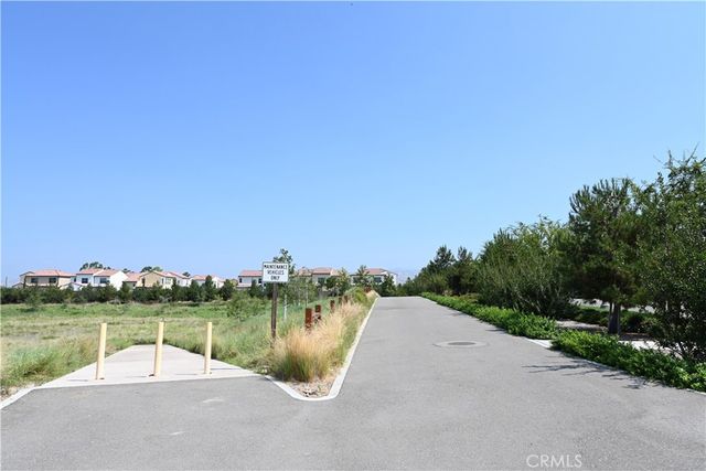 105 Holly Spgs, Irvine, CA 92618