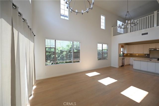 105 Holly Spgs, Irvine, CA 92618