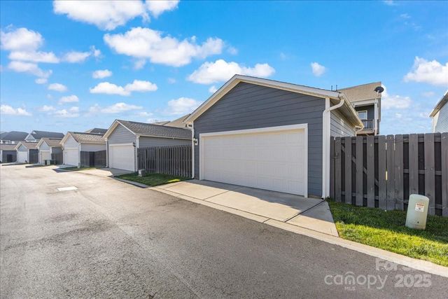 11413 Miller Road, Pineville, NC 28134