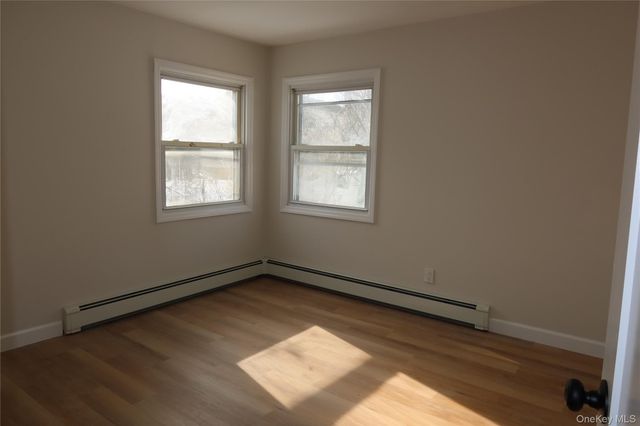 93 4th Avenue, East Rockaway, NY 11518